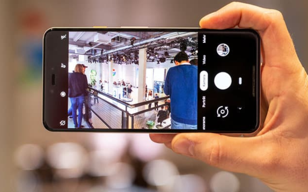 How Many Camera Apps Are There in Indonesian People's Smartphones?